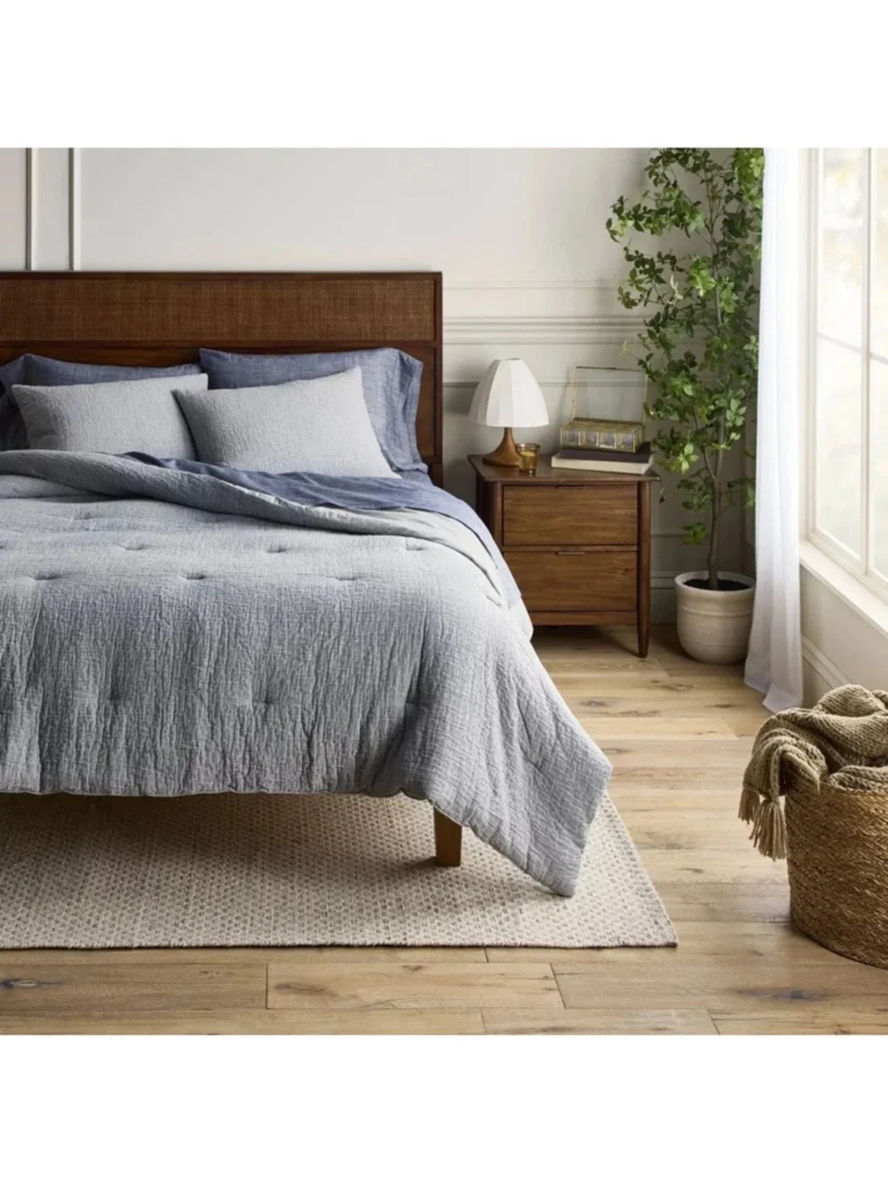 Full/Queen Gauze Stitch Pin Dot COMFORTER Set w/ Shams Blue - Hearth & Hand NEW